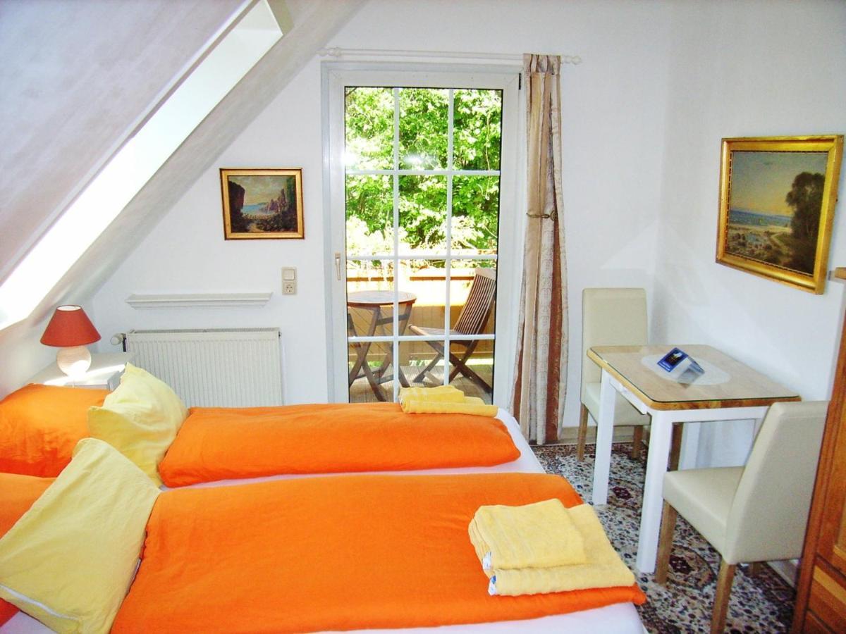 Ostsee Hotel-Pension An Der Lindenallee Bad Doberan Exterior photo
